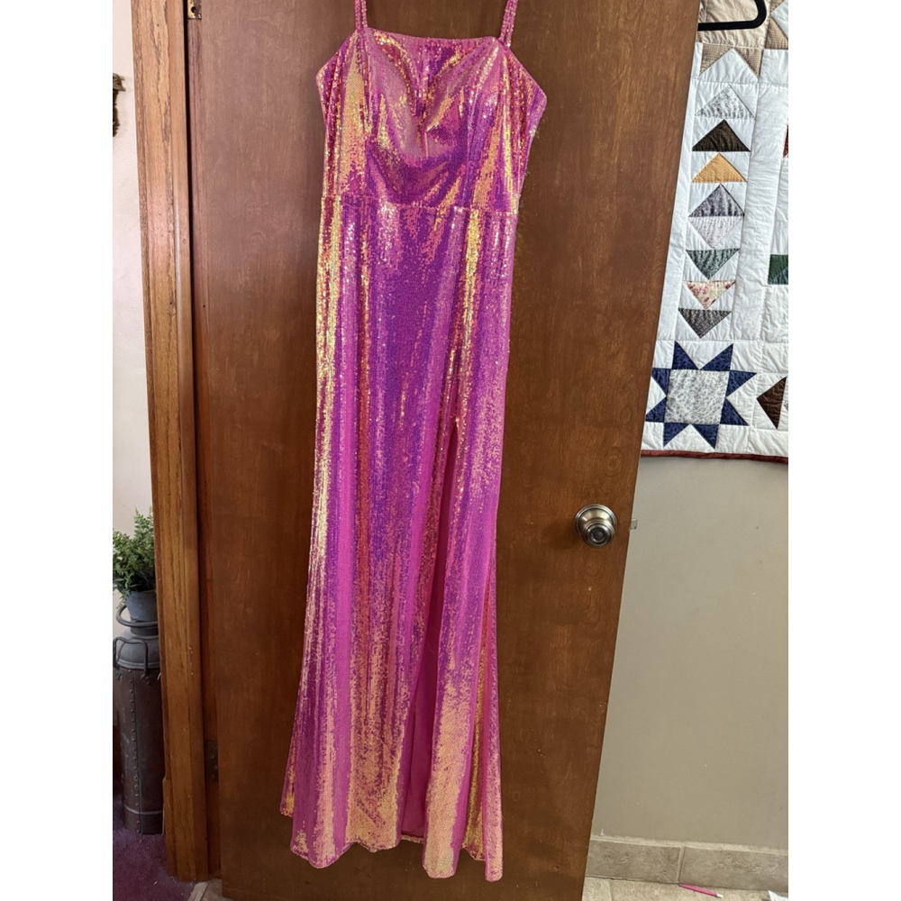 City Triangle Sz 11 Iridescent Pink Formal Ball Mermaid Gown Mardi Gras Prom R27